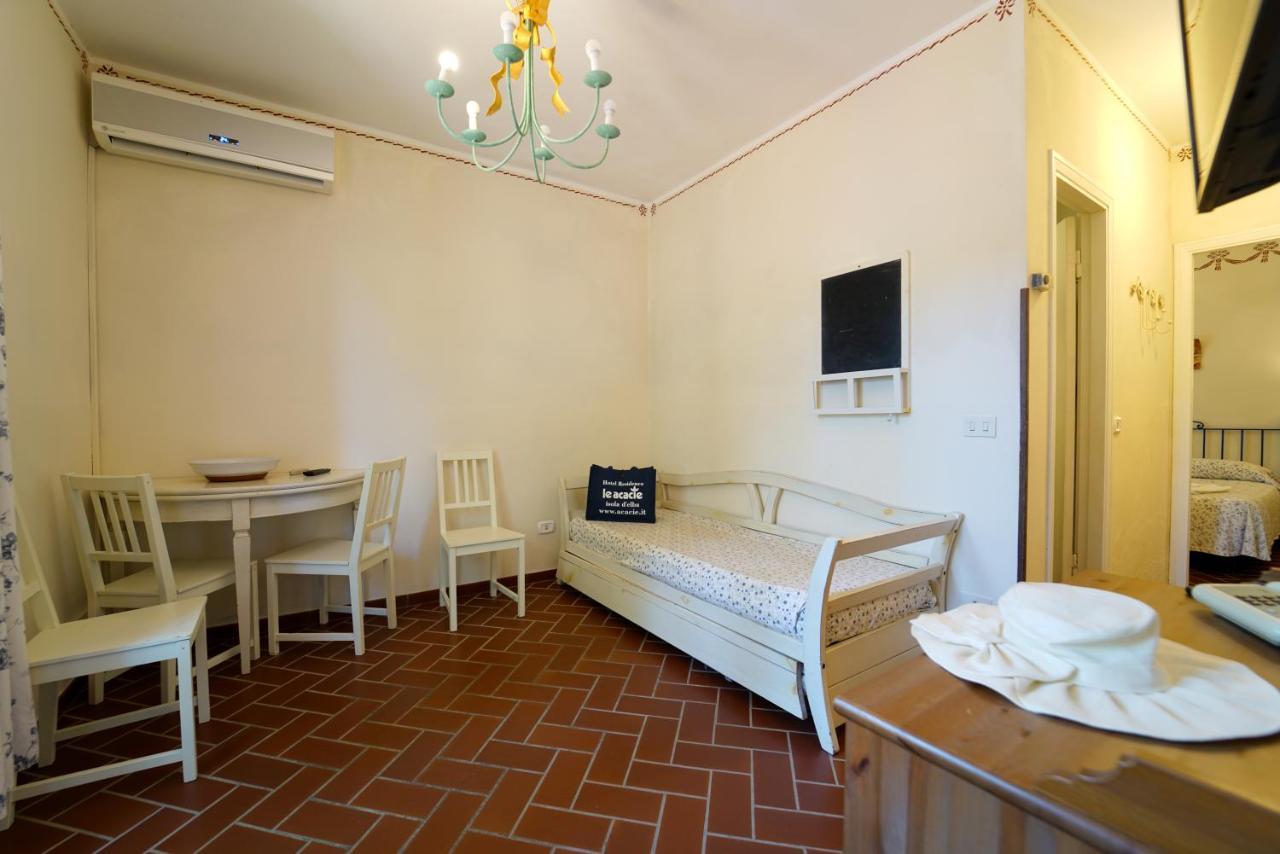 Residence Le Acacie Capoliveri  Εξωτερικό φωτογραφία