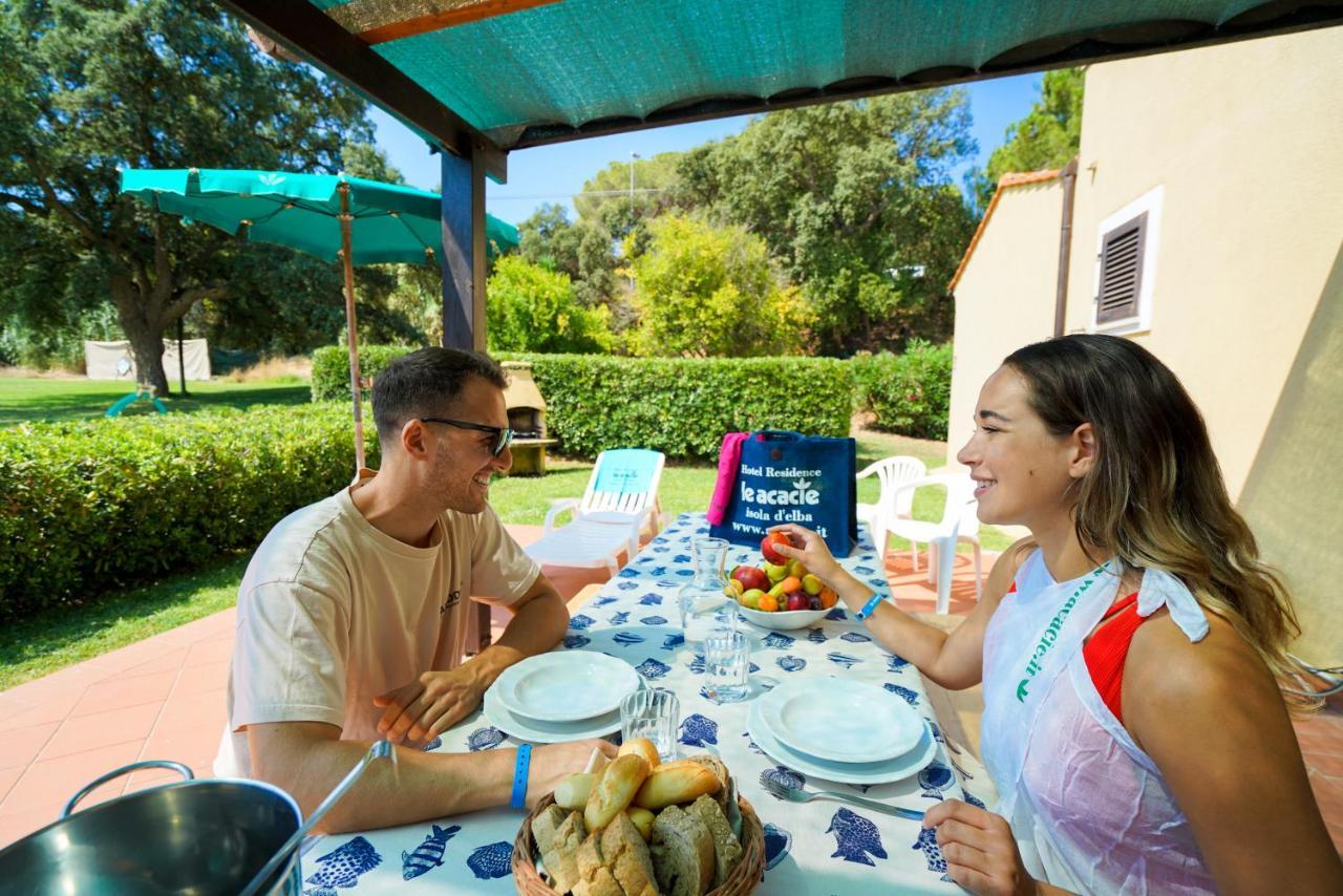 Residence Le Acacie Capoliveri  Εξωτερικό φωτογραφία