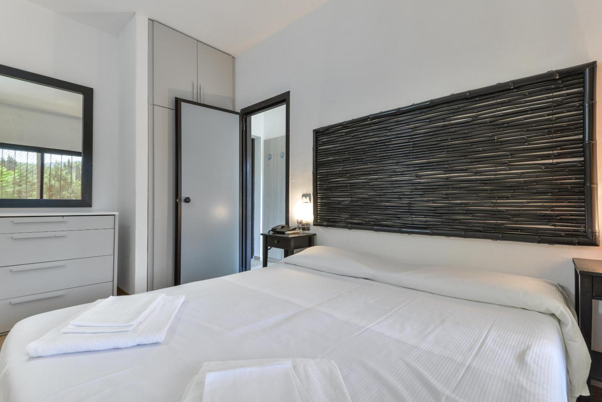 Residence Le Acacie Capoliveri  Εξωτερικό φωτογραφία
