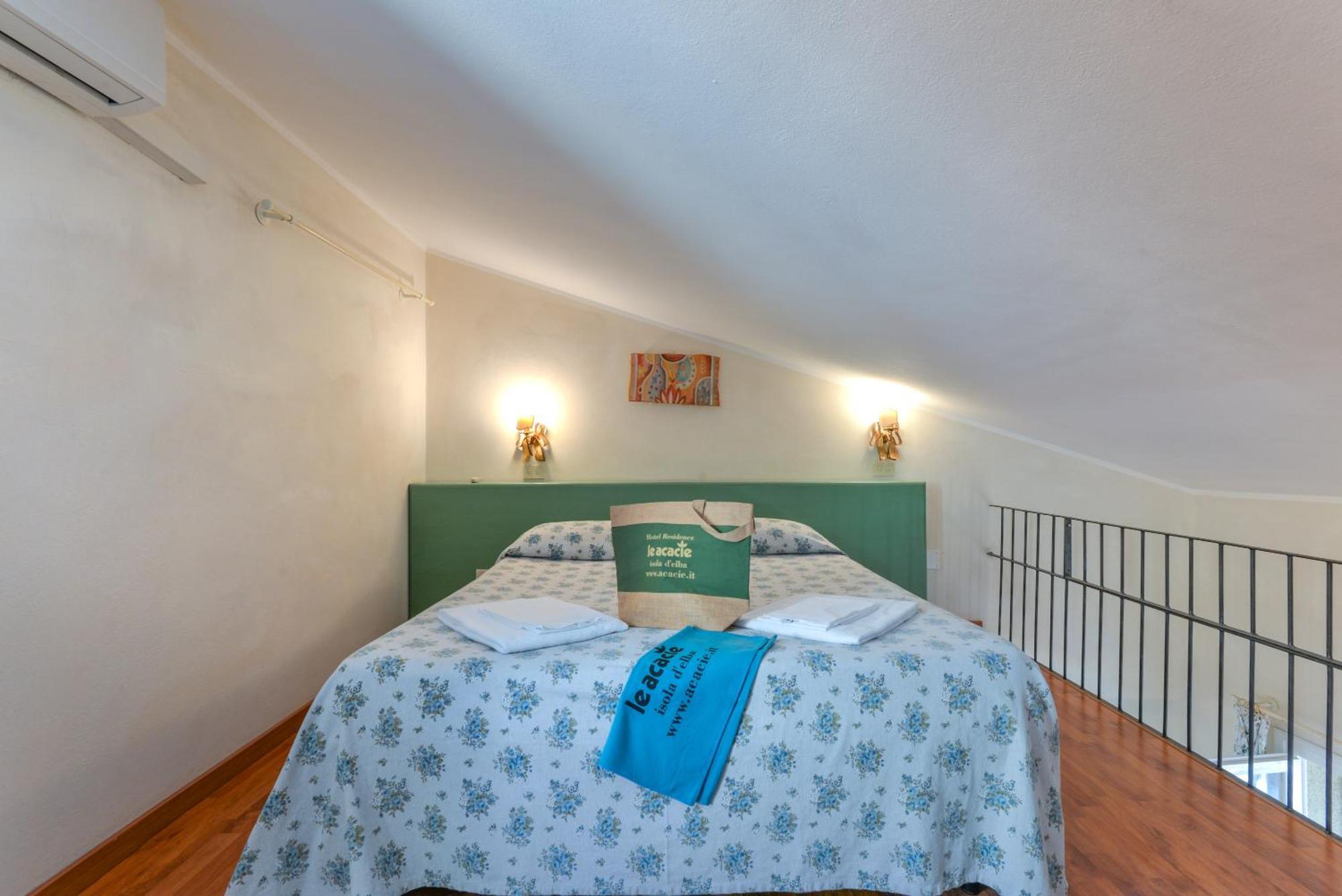 Residence Le Acacie Capoliveri  Εξωτερικό φωτογραφία